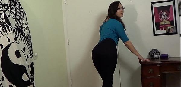  Booty Twerk Black Leggings